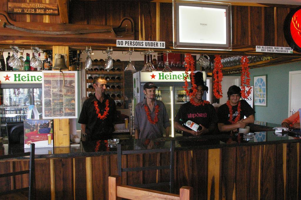 Hostel Santos Express Mossel Bay Exterior foto