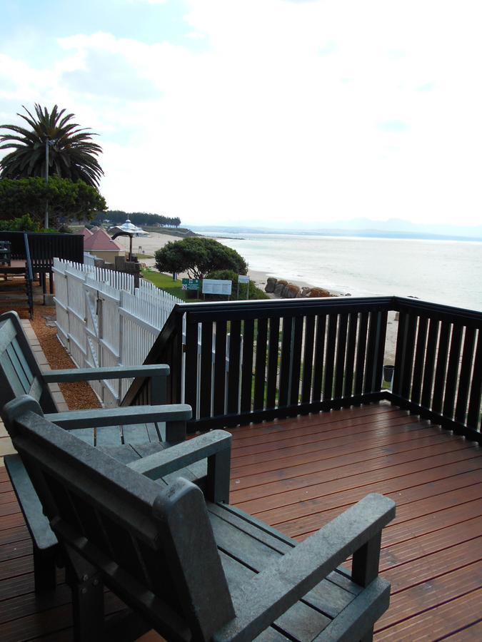 Hostel Santos Express Mossel Bay Exterior foto